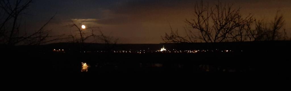 Vue St Martin de Boscherville de nuit